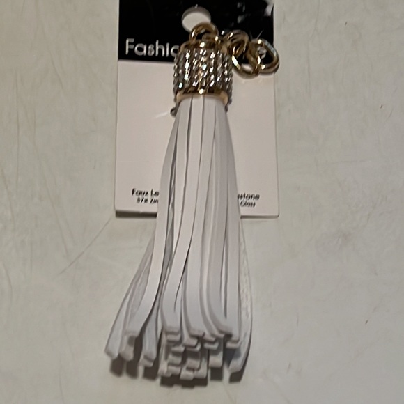 Tassels - Picture 3 of 3